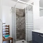 Terre D'horizon Auvergne 3* 沙斯特雷
