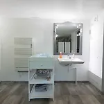 Terre D'horizon Auvergne 3* 沙斯特雷