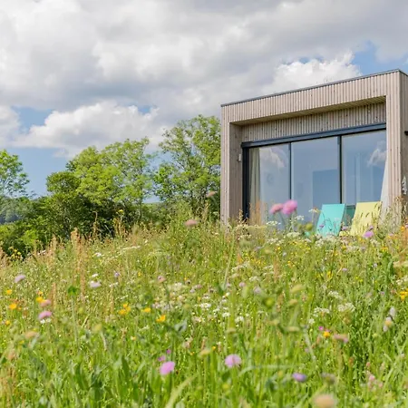 Отель Terre D'horizon Auvergne Шастрекс