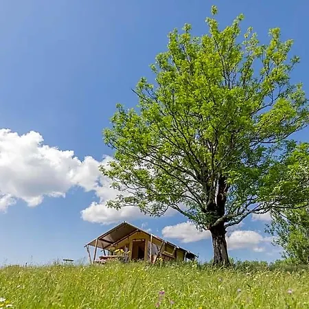Terre D'horizon Auvergne שסטרקס