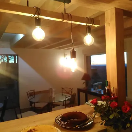 Terre D'horizon Auvergne 3* 샤스트레