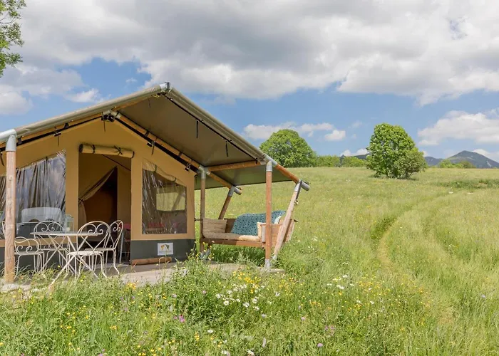 Terre D'horizon Auvergne 3*